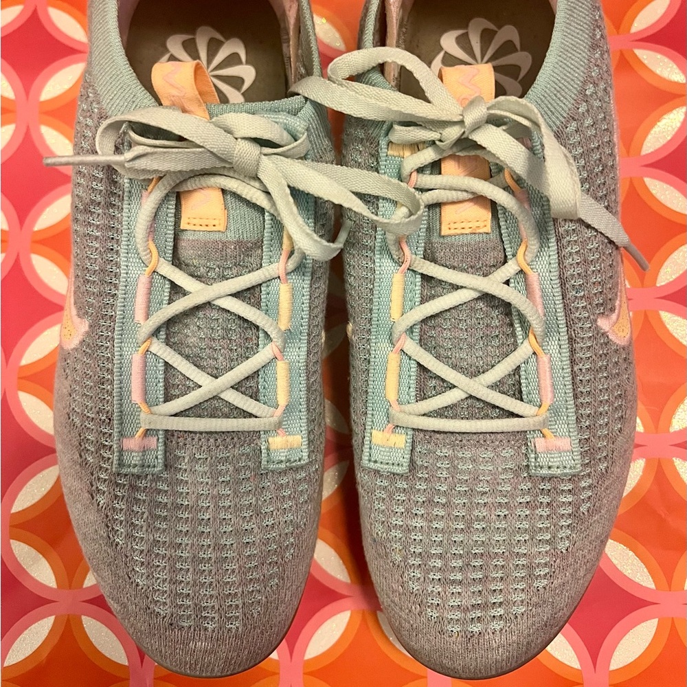 Stylish Mint Green Sneakers